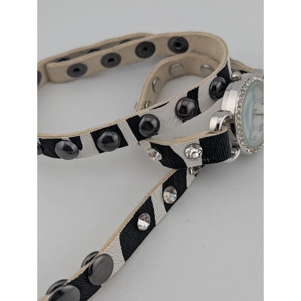 Geneva Zebra Wrap Watch 28mm Case Crystal Bezel MOP Dial- New Battery